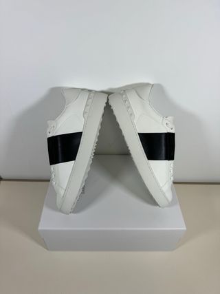 Zapatillas Valentino Garavani Blancas y Negras 42