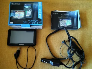 Navegador Garmin nüvi 2595LMT