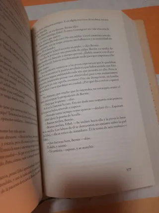 La caída de los gigantes (The Century 1) (Spani...