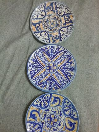 Set di 3 Piatti Decorativi Blu e Dorato