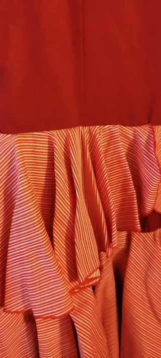 Falda flamenca rojo con volantes