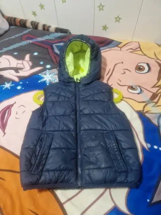 Chaleco niño reversible T3-4 años