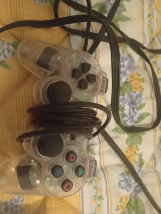 Consola PS2 gris con mandos y juegos + juegos