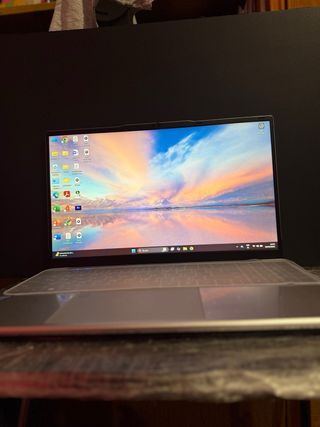 Ordenador Portátil Plata y Negro