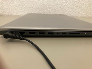 PC Portátil Lenovo Intel 8550U