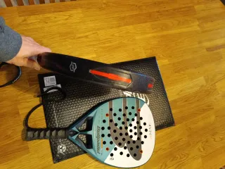 Bullpadel Hack 04 y Vertex 04 Comfort