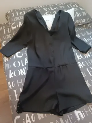 Mono corto negro sin estrenar