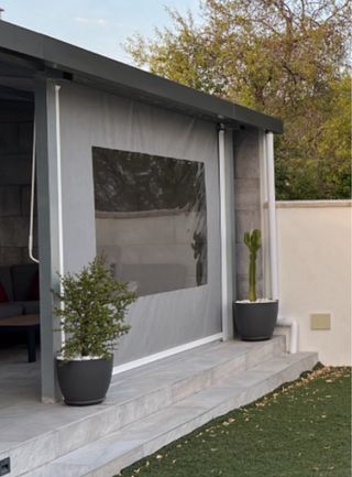 Tessuto per tenda da sole su misura grigio chiaro