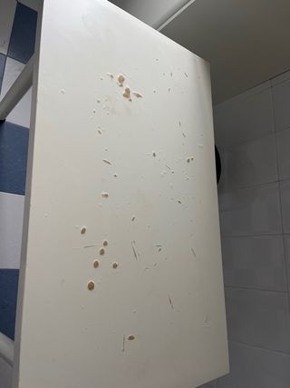 Mesa de cocina blanca