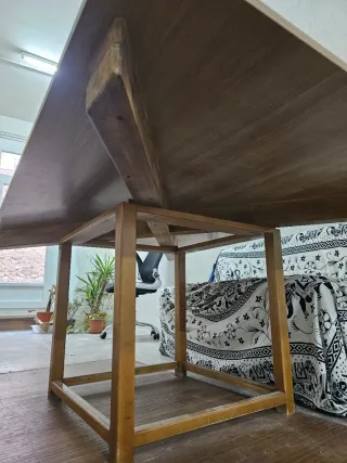 Mesa de madera maciza hecha a mano 180x180