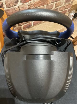 Volante Thrustmaster T150 PS4