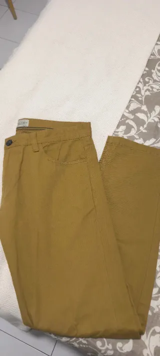 Pantalón Sfera Mostaza Talla S