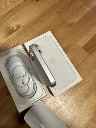 iPhone 16 Blanco