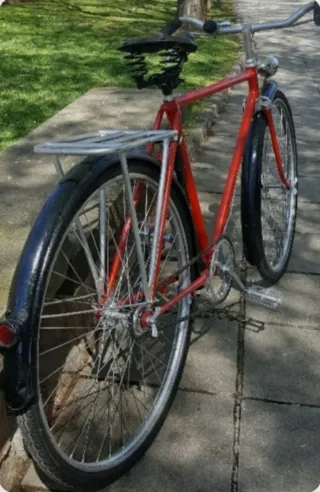 Bicicleta Clásica Roja