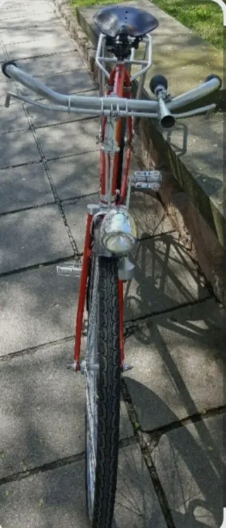 Bicicleta Clásica Roja