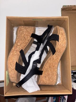 Sandalias cuña negras