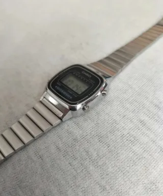 Orologio Casio Vintage LA670 Acciaio