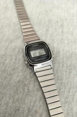 Orologio Casio Vintage LA670 Acciaio