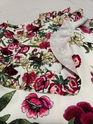 Vestido floral para ocasión especial