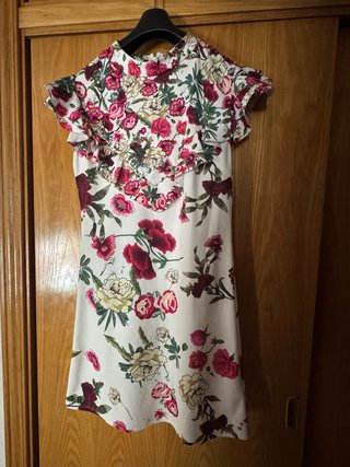 Vestido floral para ocasión especial