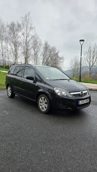 Opel Zafira 2012
