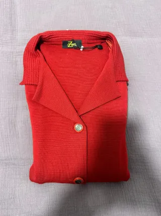 Chaqueta de punto roja para mujer
