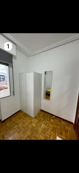 Habitación en piso compartido – 240€ + 50€ gastos