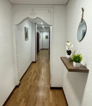 Habitación en piso compartido – 240€ + 50€ gastos