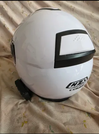 Casco de moto blanco modular
