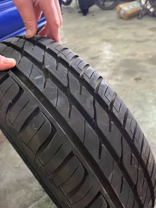 Llantas y Neumáticos 4x100 (Juego de 4)