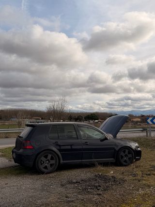 Volkswagen Golf 2002 ARL SIN MOTOR