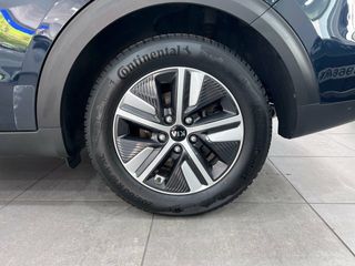 Kia Niro 1.6 GDi HEV 104kW (141CV) Drive