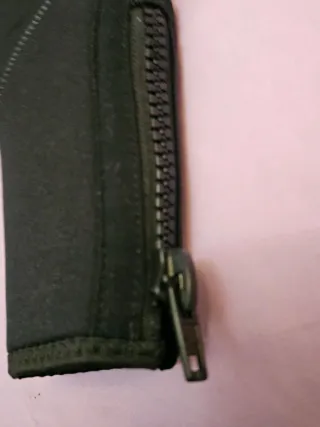Traje de buceo mujer 7mm con capucha y cremalleras