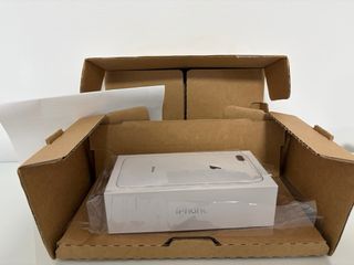 iPhone 8 Plus 64GB Oro bien cuidado