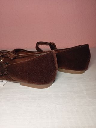 Bailarinas terciopelo marrón Unit (Hipercor)