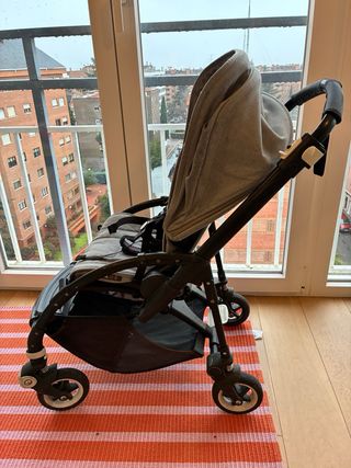 Bugaboo Bee5 + capazo + plástico lluvia + saco