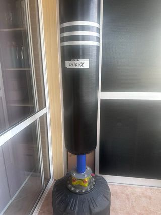 Saco de boxeo de pie Dripex