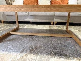 Mesa de centro de madera de roble