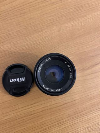 Objetivo Yashica 50mm f/1.9 Luminoso