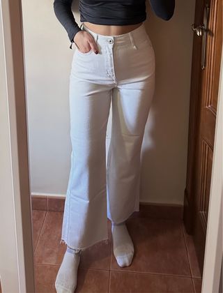 Pantalones jeans Zara blancos