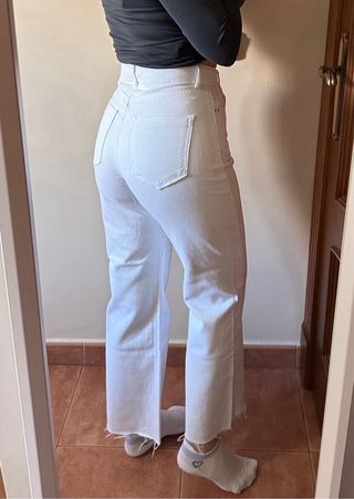 Pantalones jeans Zara blancos