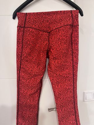 Legging deportivo Nike media caña estampado