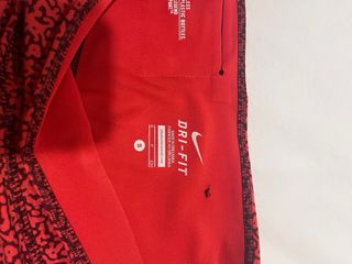 Legging deportivo Nike media caña estampado