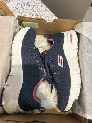 Skechers Arch Fit