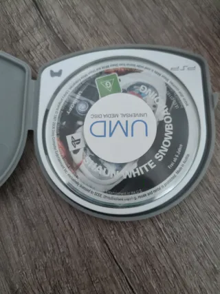 Juegos PSP, sin caja, en cajita portavideo juegos