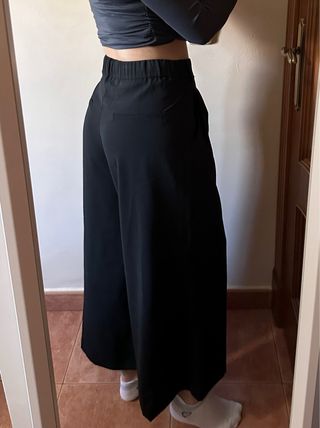 Pantalón de vestir / pinza Zara negro