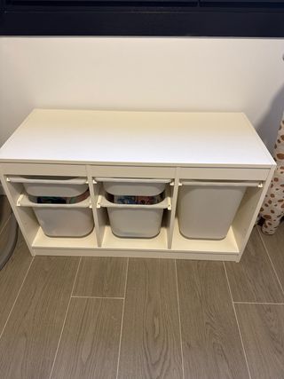 Mueble de almacenaje blanco