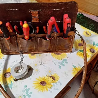 Bolsa herramientas electricista cuero