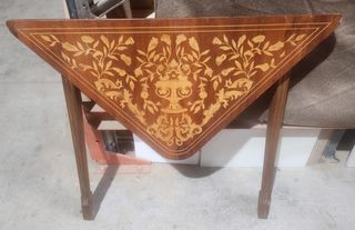 Mesa plegable antigua para juegos