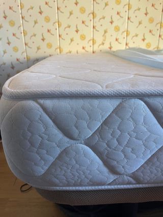 Base tapizada + Colchón